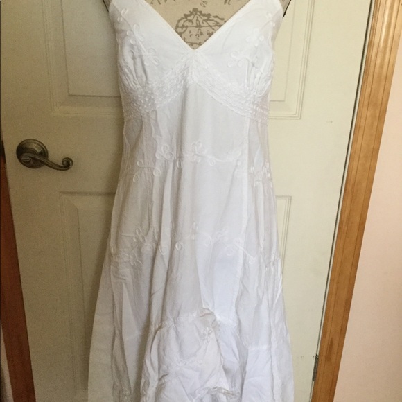 GioCam Sz. Lg white dress, like new - Picture 4 of 5